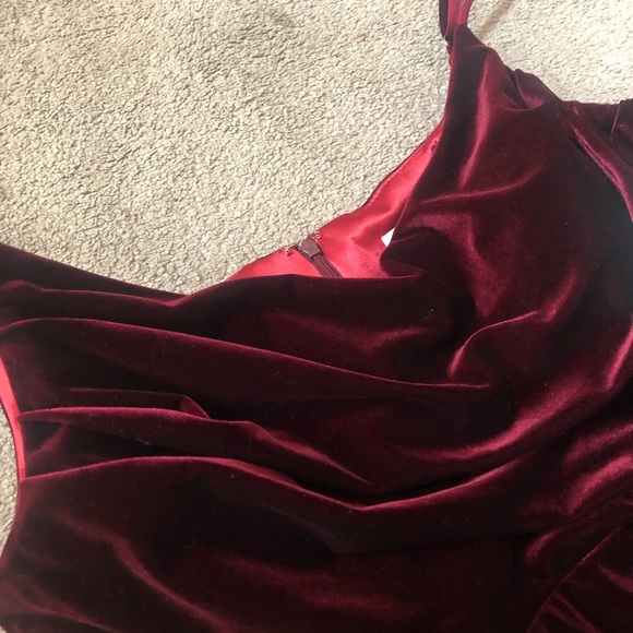 Revery Velvet Bridesmaid Dress - Picture 5 of 6